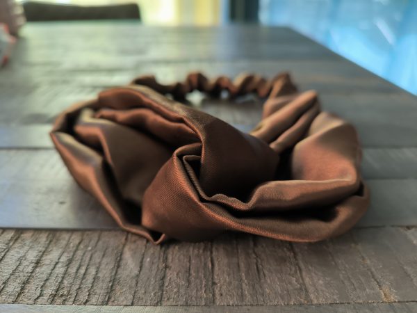 bandeau-satin-marron-cheveux-frises-mdjafrohair-toulouse