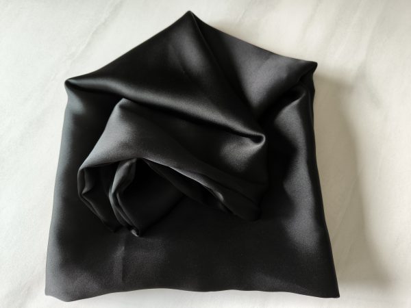 taie-oreiller-noir-satin-cheveux-afro-mdjafrohair-haute-garonne